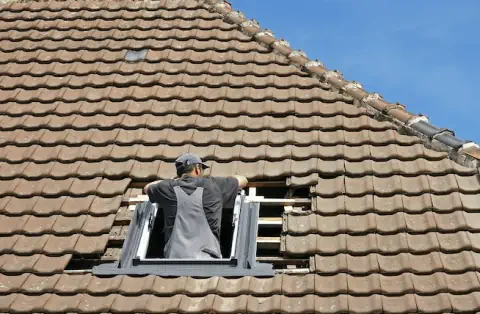 Pose de velux à Saint-Etienne de Mer Morte
